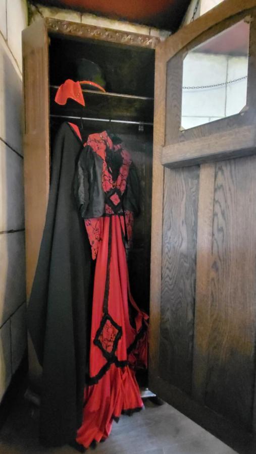 Transylvania House ยอร์ค ภายนอก รูปภาพ