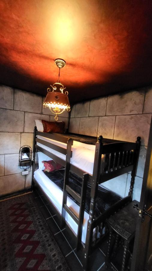 Transylvania House ยอร์ค ภายนอก รูปภาพ